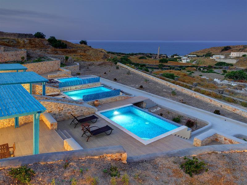 Desiterra Resort Suites & Villas Καρτεράδος Εξωτερικό φωτογραφία